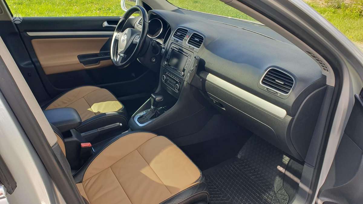 Volkswagen Golf - 7