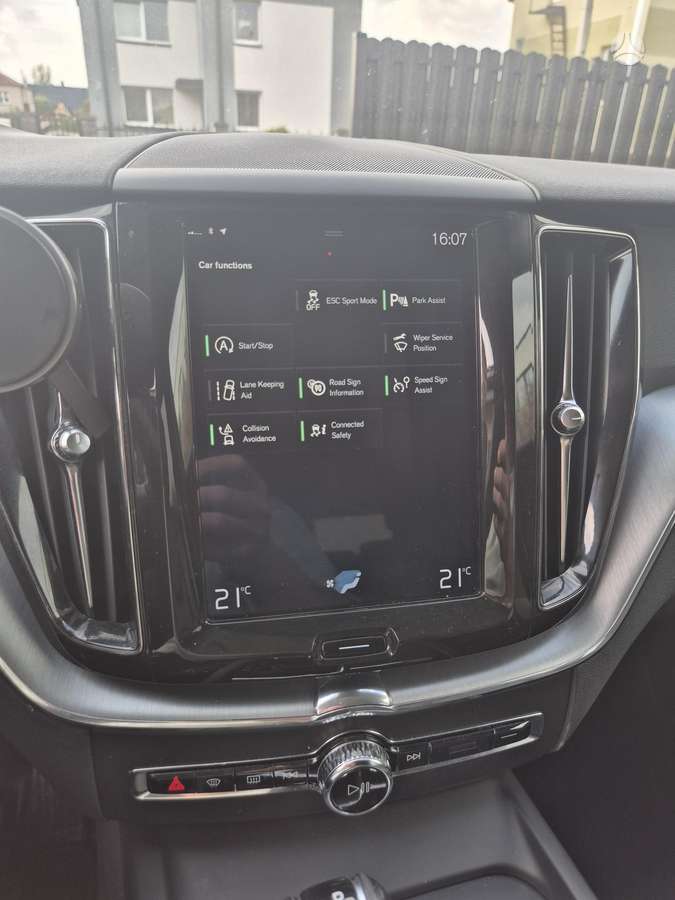Volvo XC60 - 8