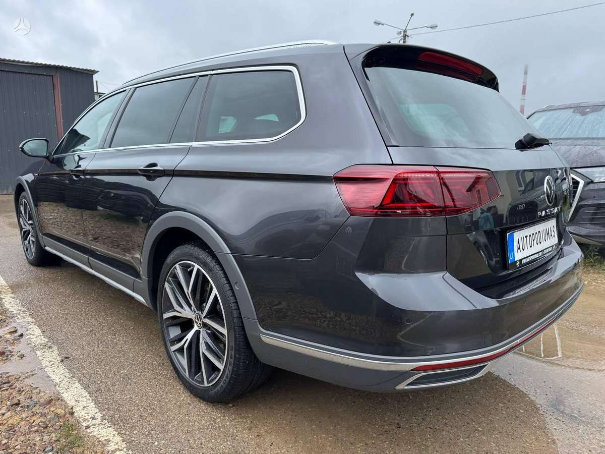 Volkswagen Passat Alltrack - 8