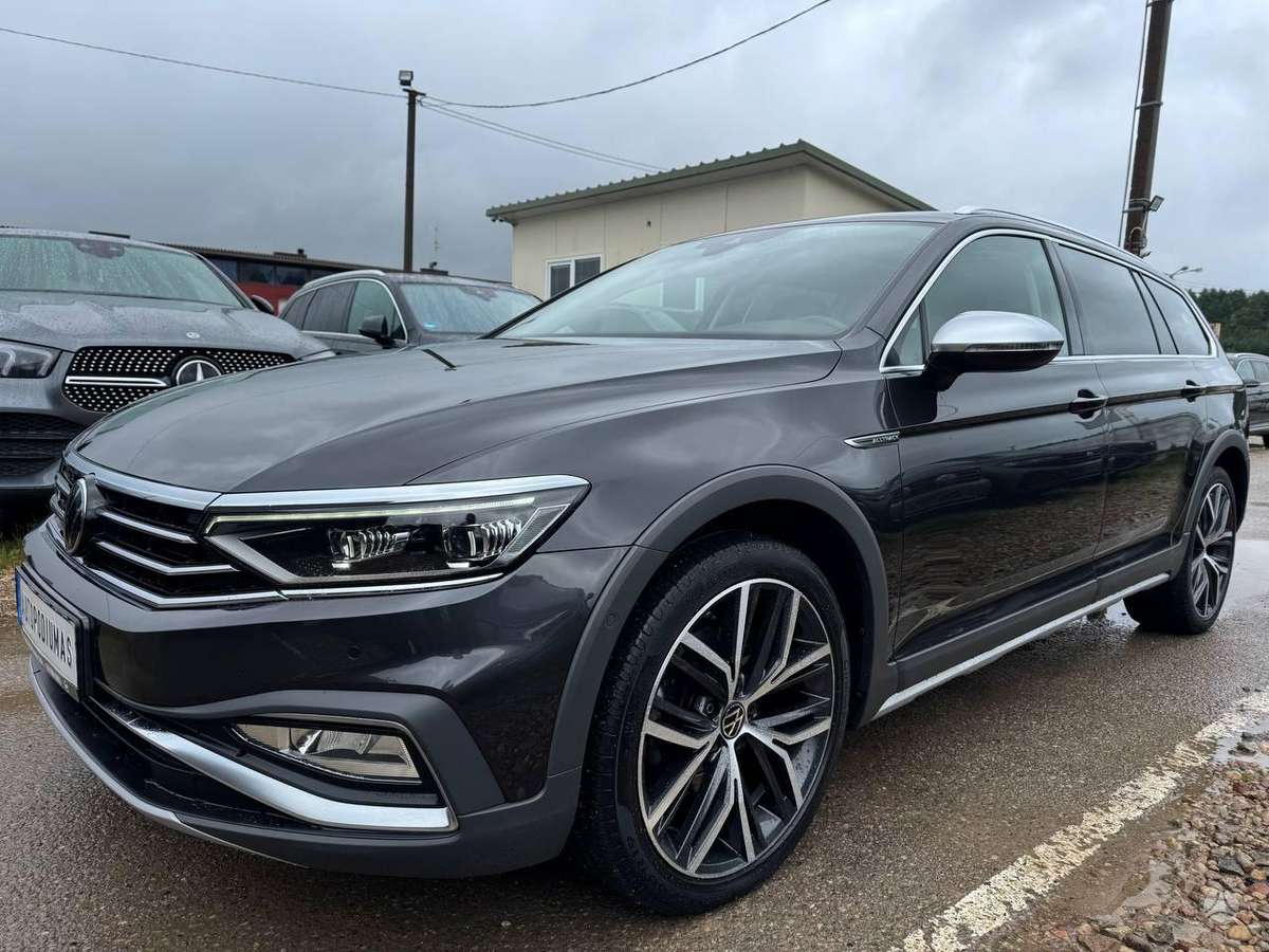 Volkswagen Passat Alltrack - 1