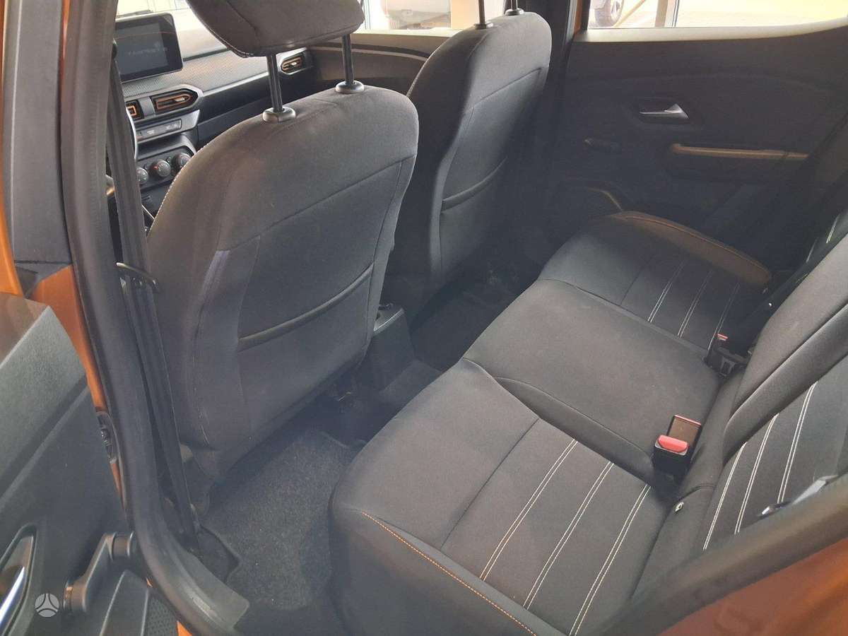 Dacia Sandero - 7