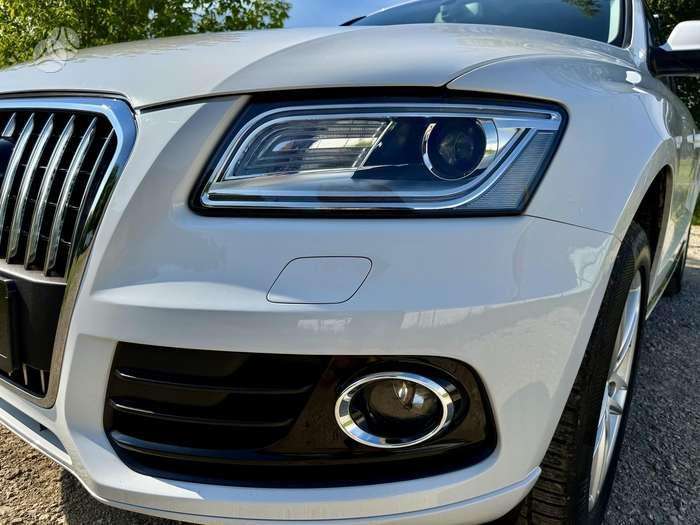 Audi Q5, 2.0 l., off-road / crossover