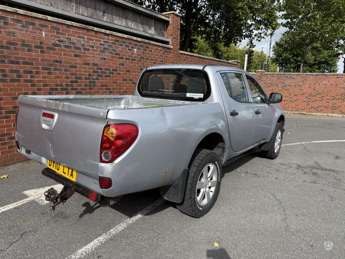 Mitsubishi L200 - 5