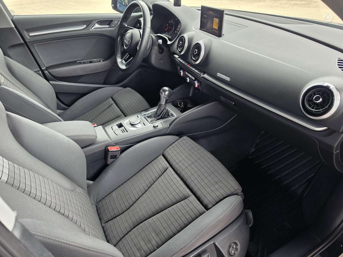Audi A3, 2.0 l., sedanas