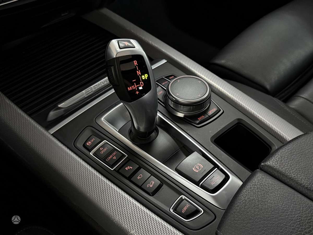 BMW X5 - 12