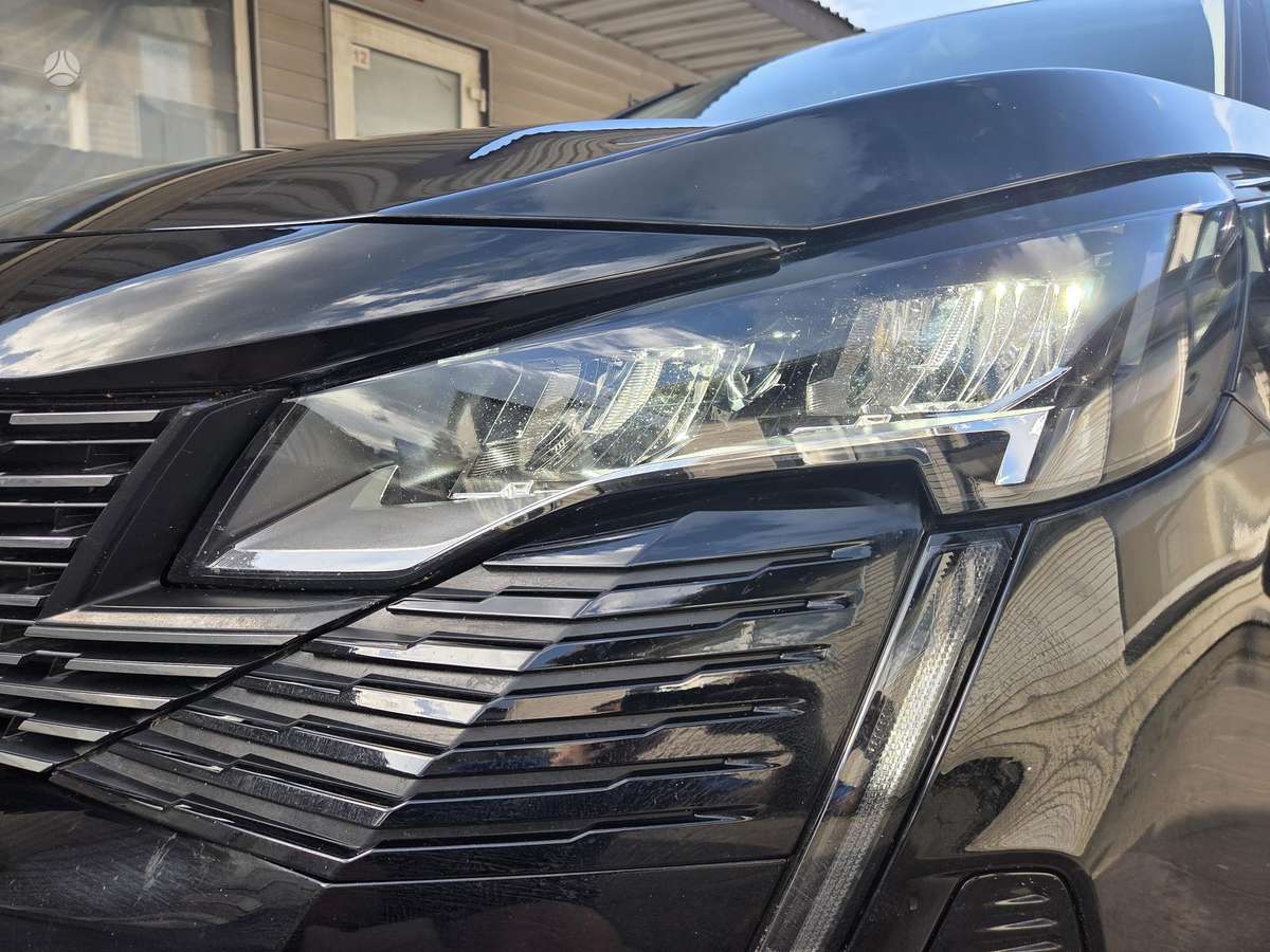 Peugeot 3008 - 8