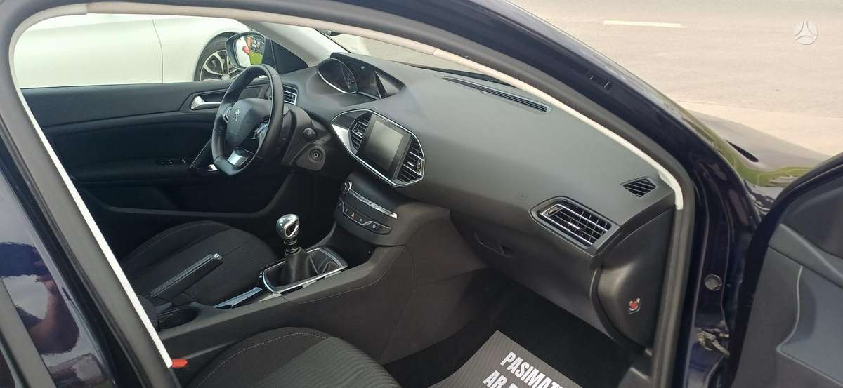 Peugeot 308 - 7