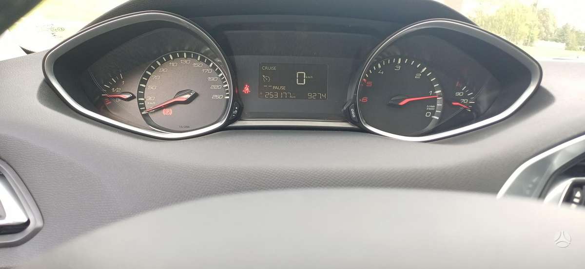 Peugeot 308 - 11