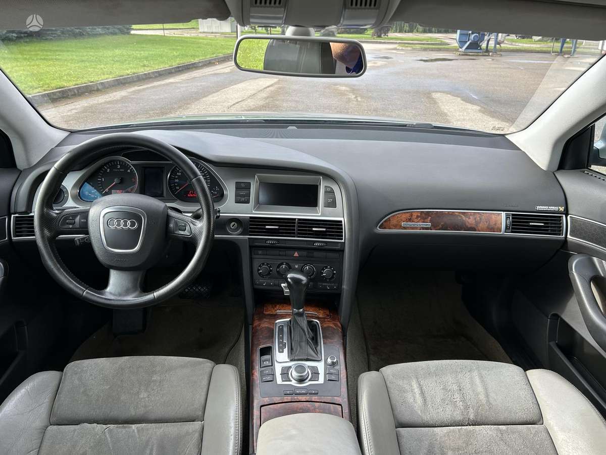 Audi A6 allroad - 11