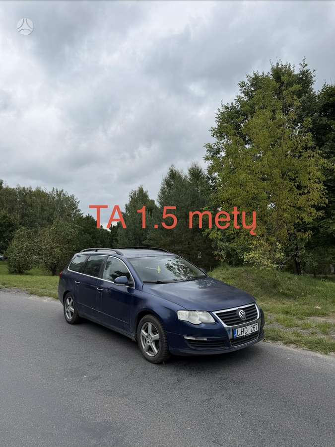 Volkswagen Passat - 1