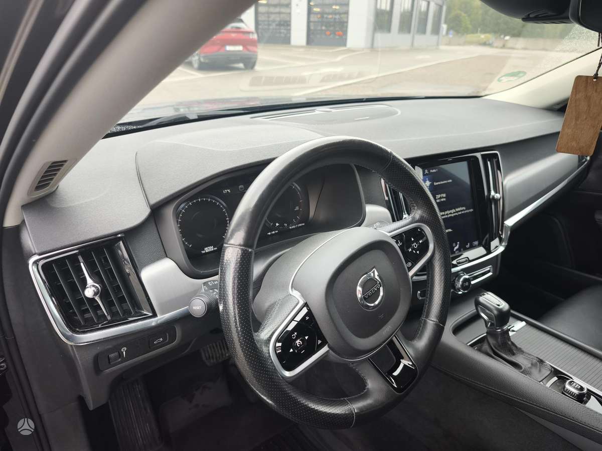 Volvo V90 - 7