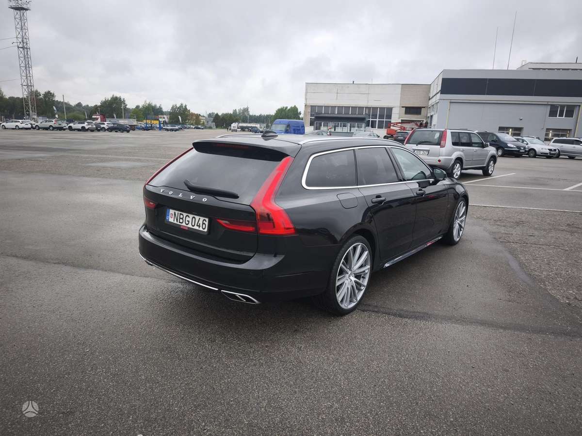 Volvo V90 - 9