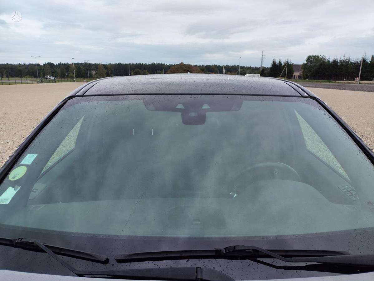 Land Rover Discovery Sport - 11