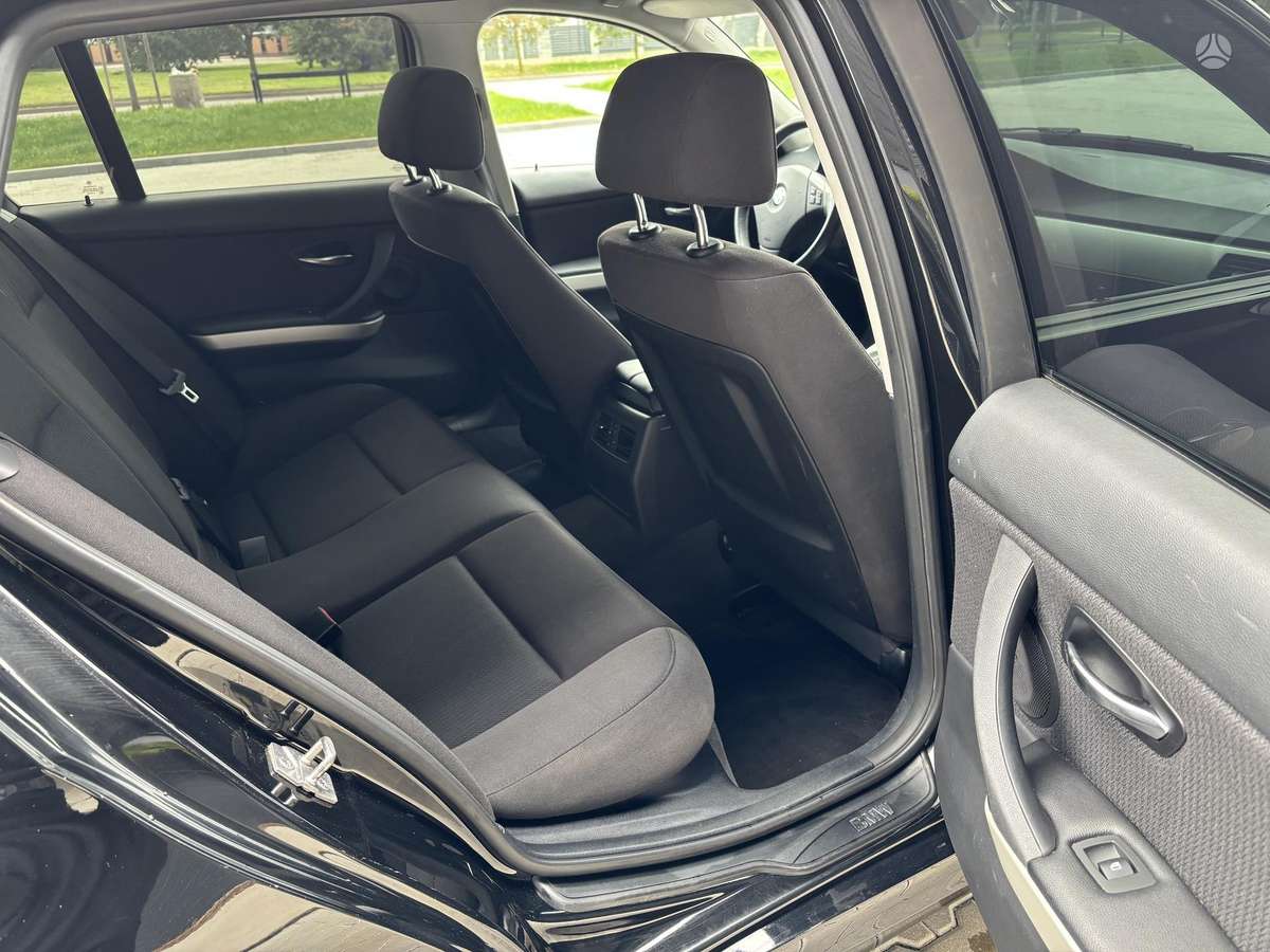BMW 318, 2.0 l., wagon