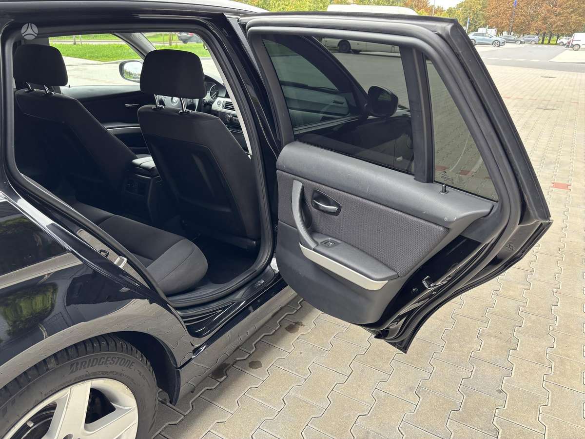 BMW 318, 2.0 l., Универсал