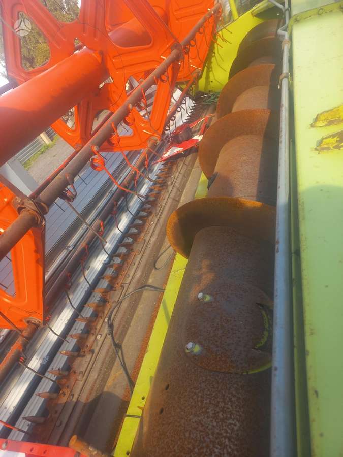 Claas Lexiun-660, pašarų ruošimo technika