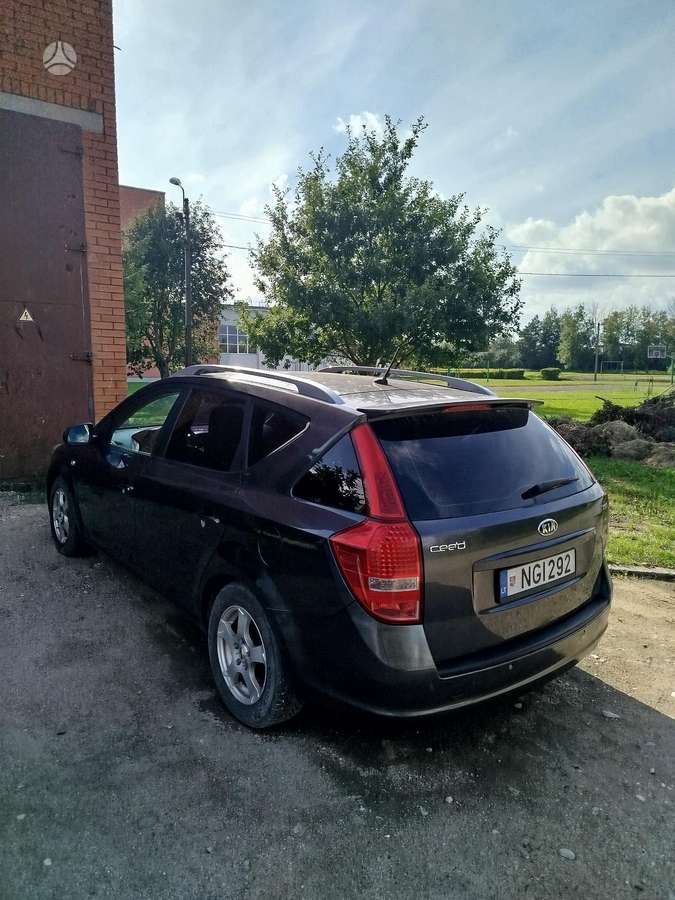 KIA Ceed - 4