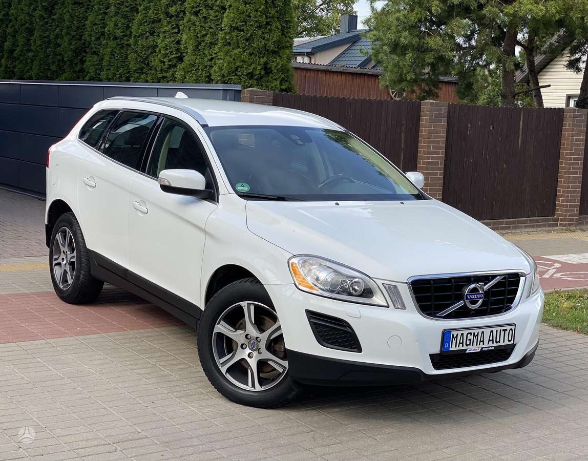 Volvo XC60 - 2