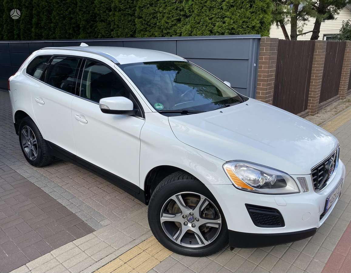 Volvo XC60 - 8