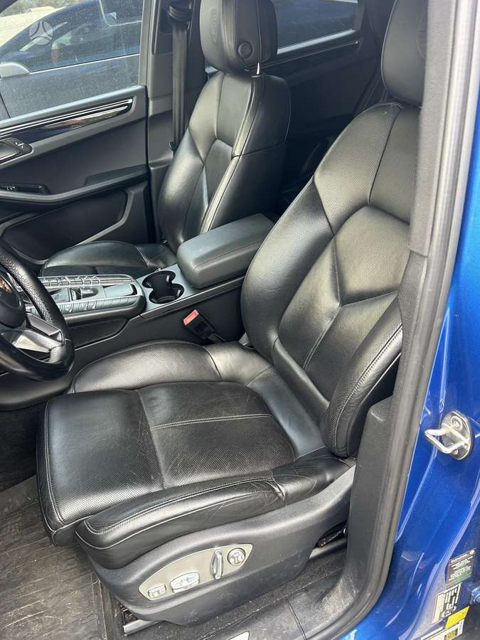Porsche Macan - 10