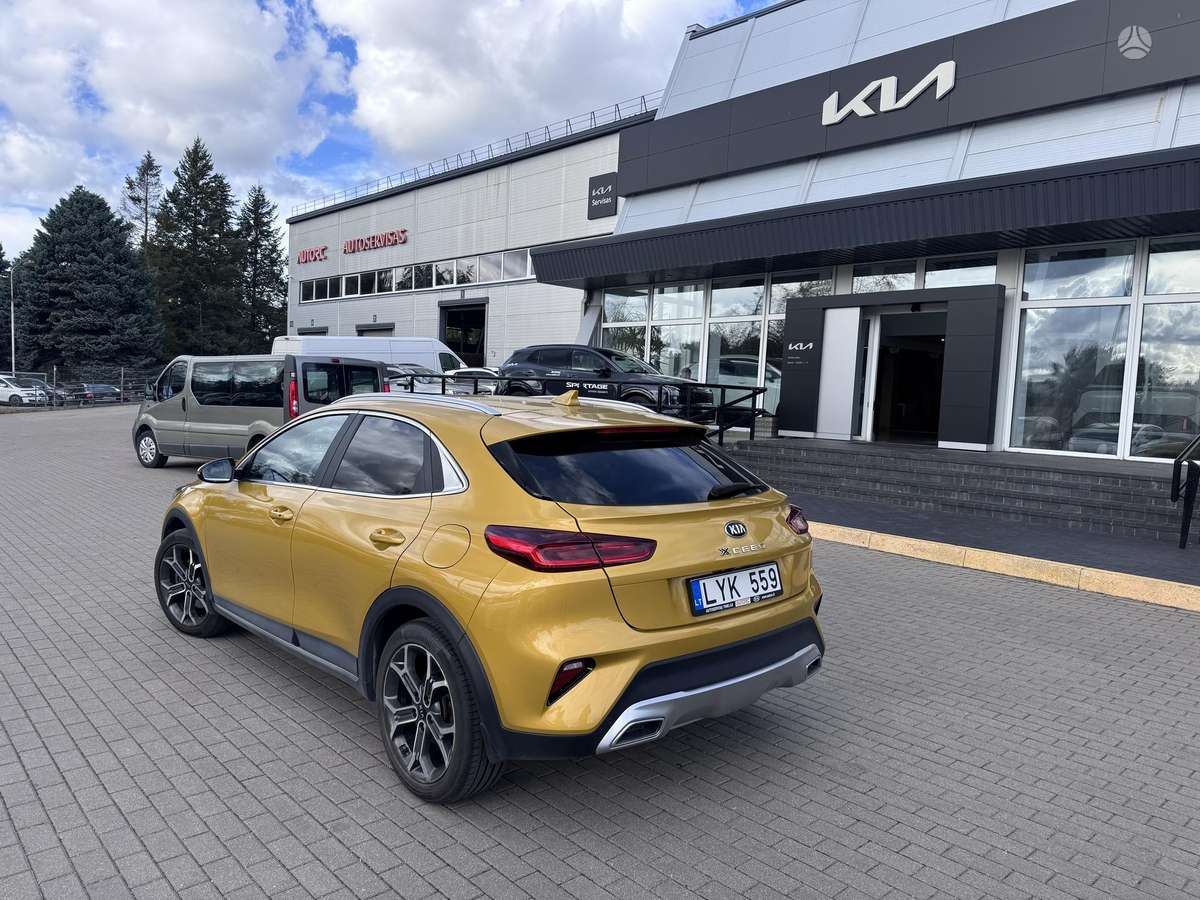 KIA XCeed - 7