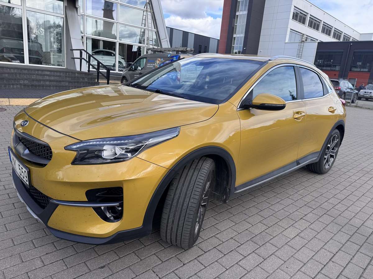 KIA XCeed - 4