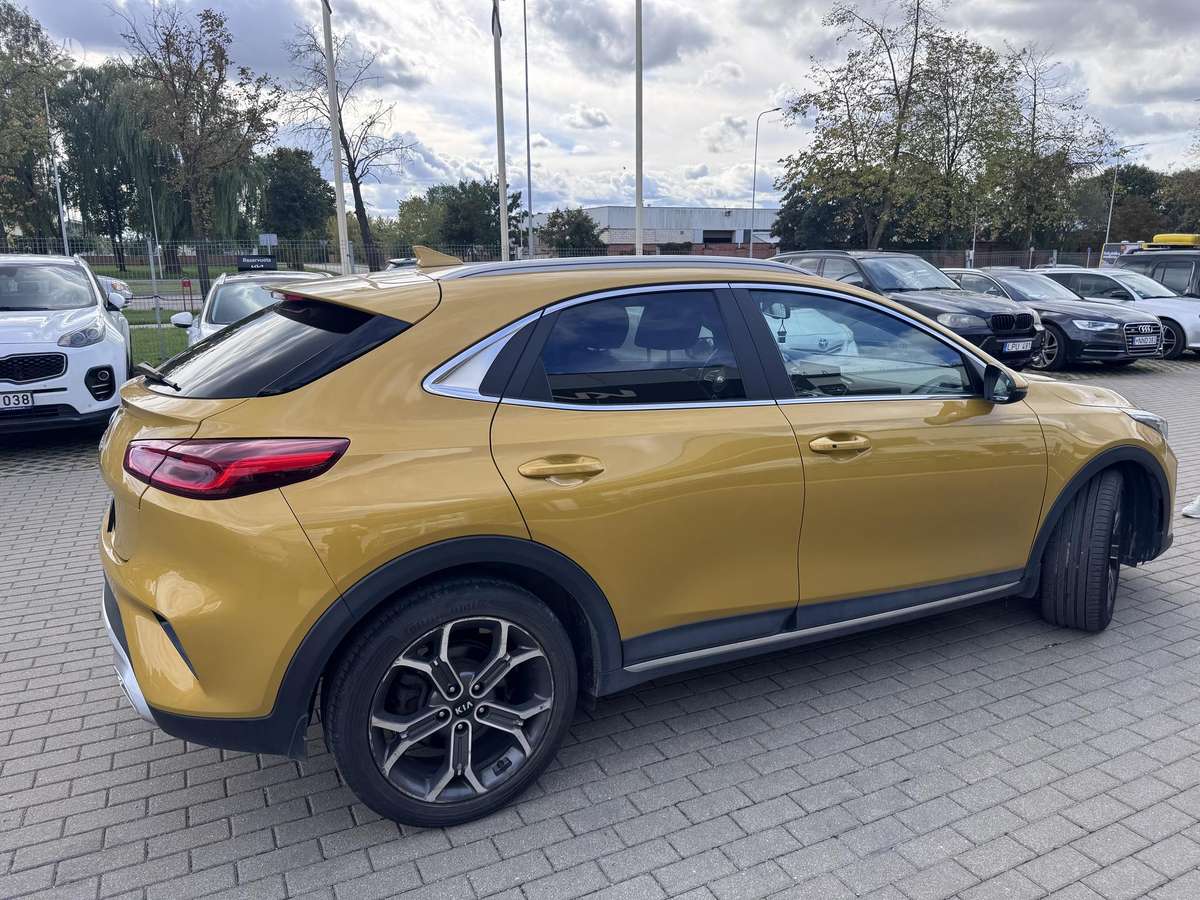 KIA XCeed - 6