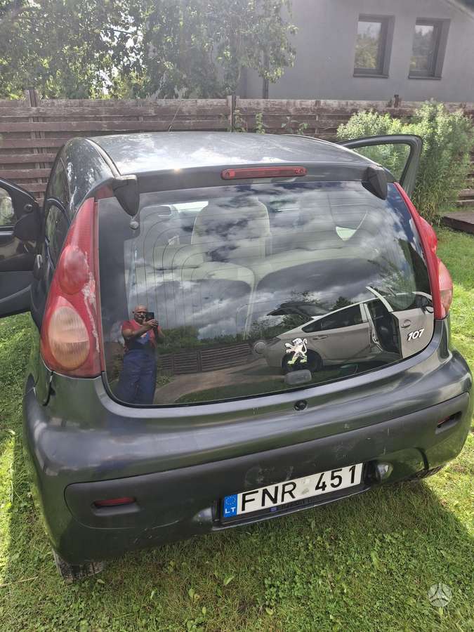Peugeot 107 - 1