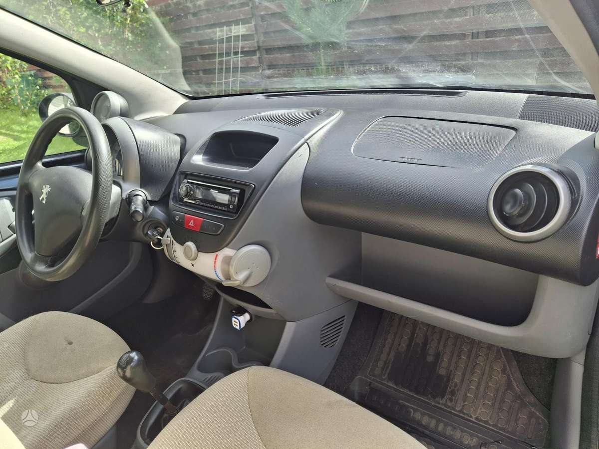 Peugeot 107 - 9