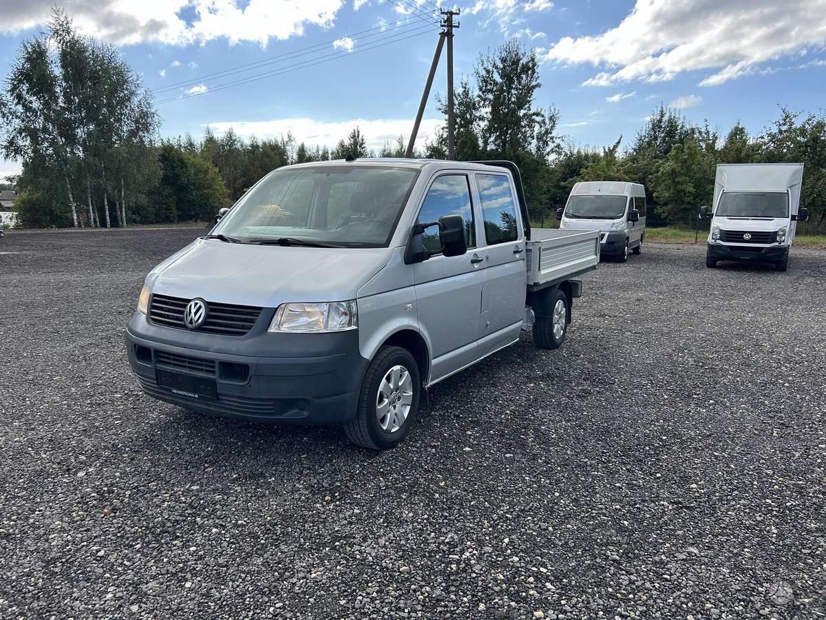 Volkswagen Transporter - 2