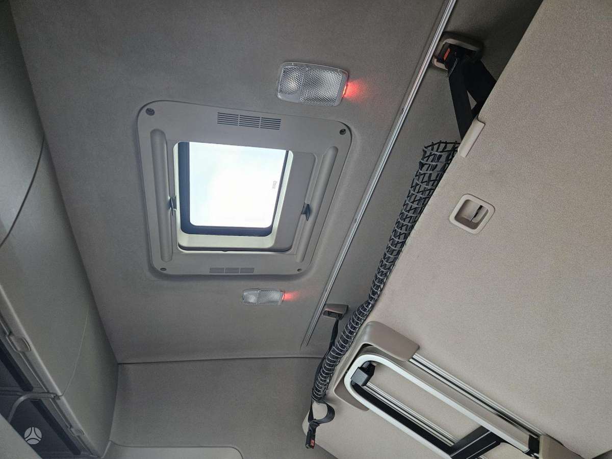 Scania R490, 2 miegamosios vietos