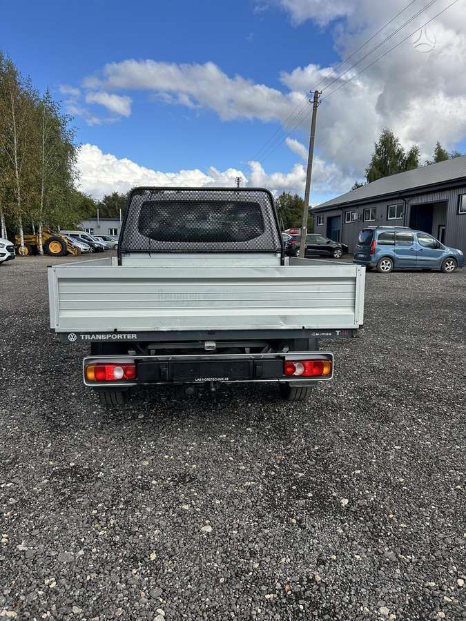 Volkswagen Transporter - 5