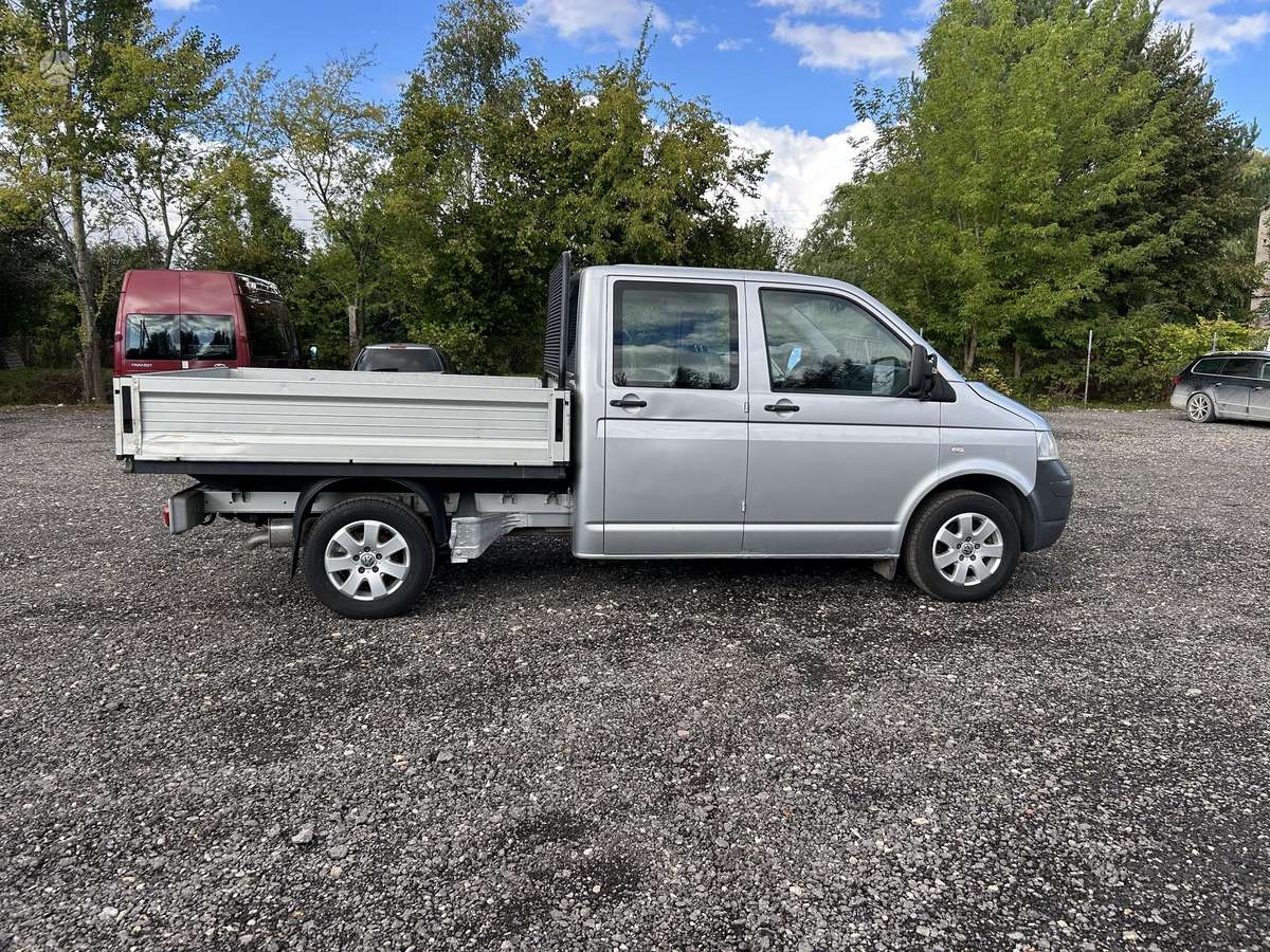 Volkswagen Transporter - 8