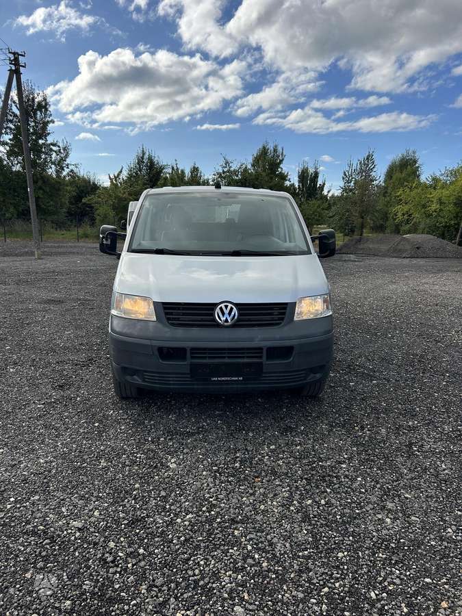 Volkswagen Transporter - 11