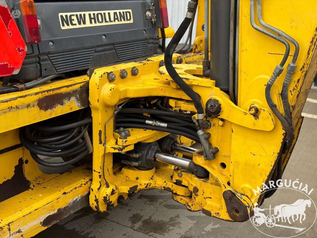 New Holland LB 115.B, экскаваторы