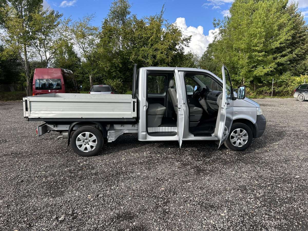 Volkswagen Transporter - 12