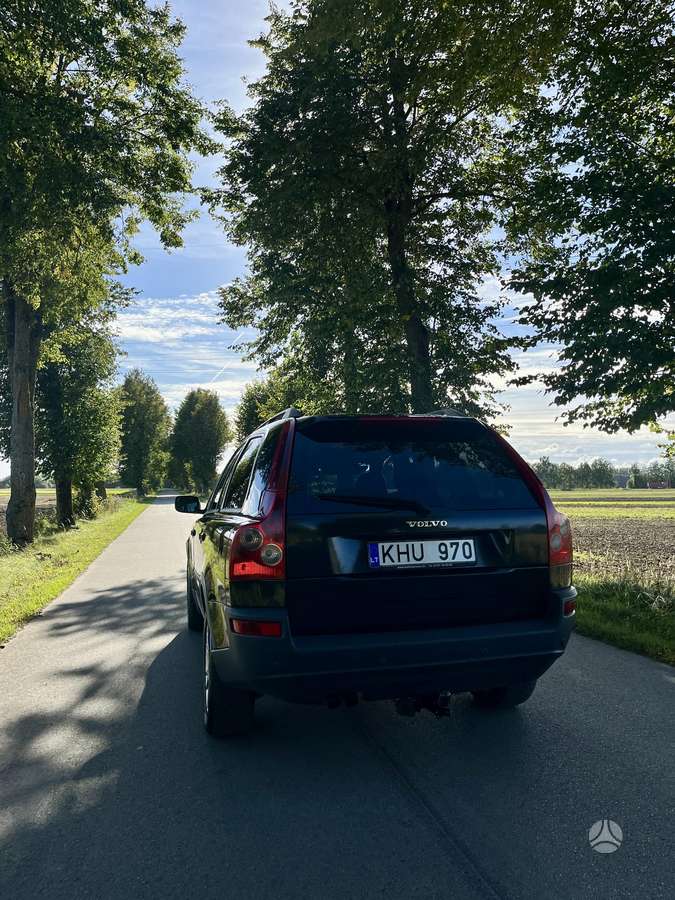 Volvo XC90 - 4