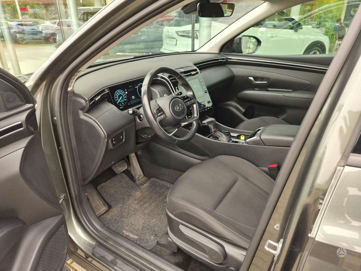 Hyundai Tucson - 8