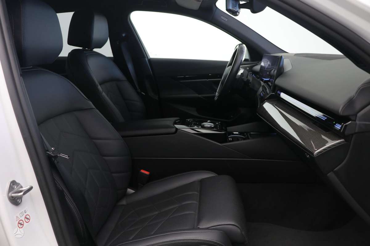BMW 520 - 11