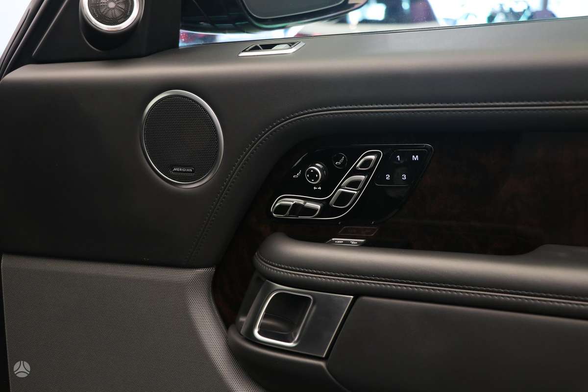 Land Rover Range Rover - 12