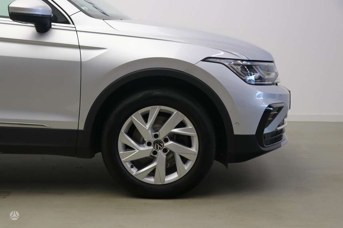 Volkswagen Tiguan - 4