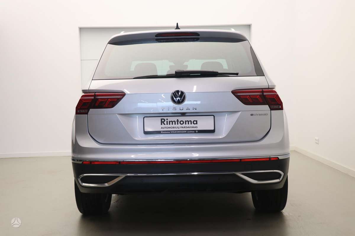 Volkswagen Tiguan - 7
