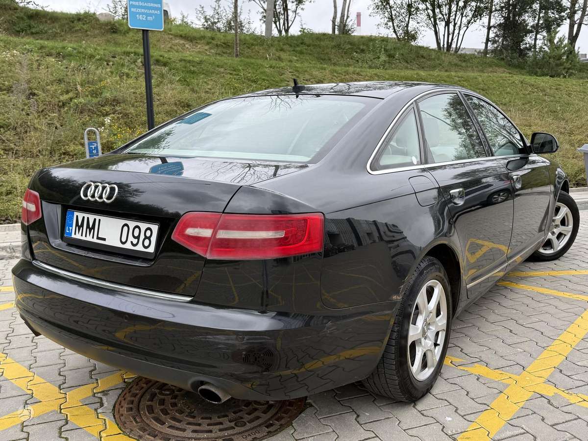 Audi A6 - 4
