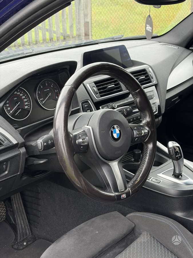 BMW 118, 2.0 l., Хэтчбек