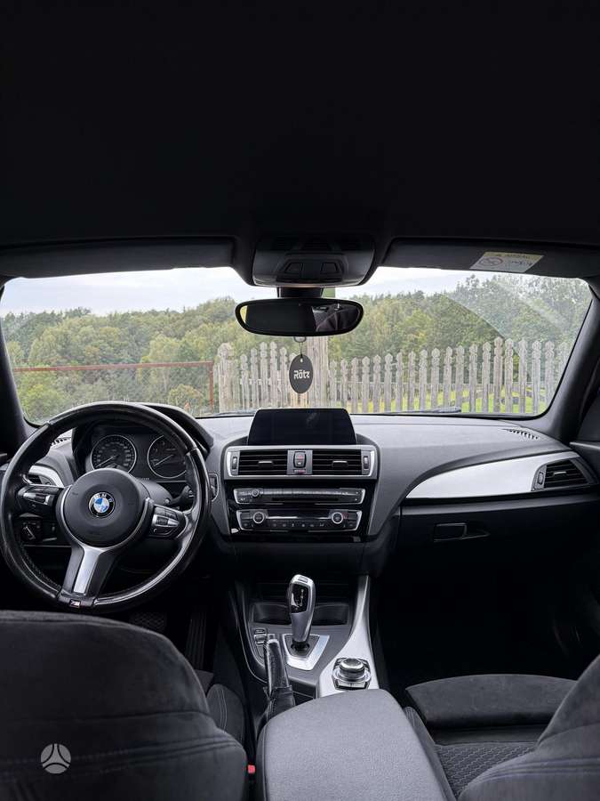 BMW 118, 2.0 l., Хэтчбек