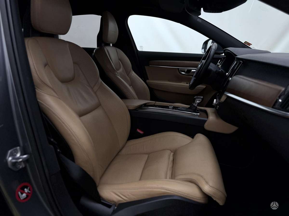 Volvo S90, 2.0 l., Седан