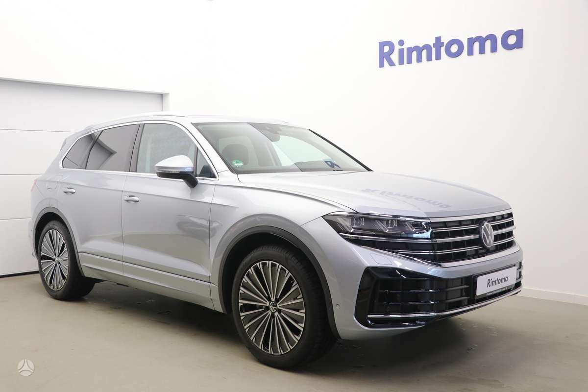 Volkswagen Touareg - 1
