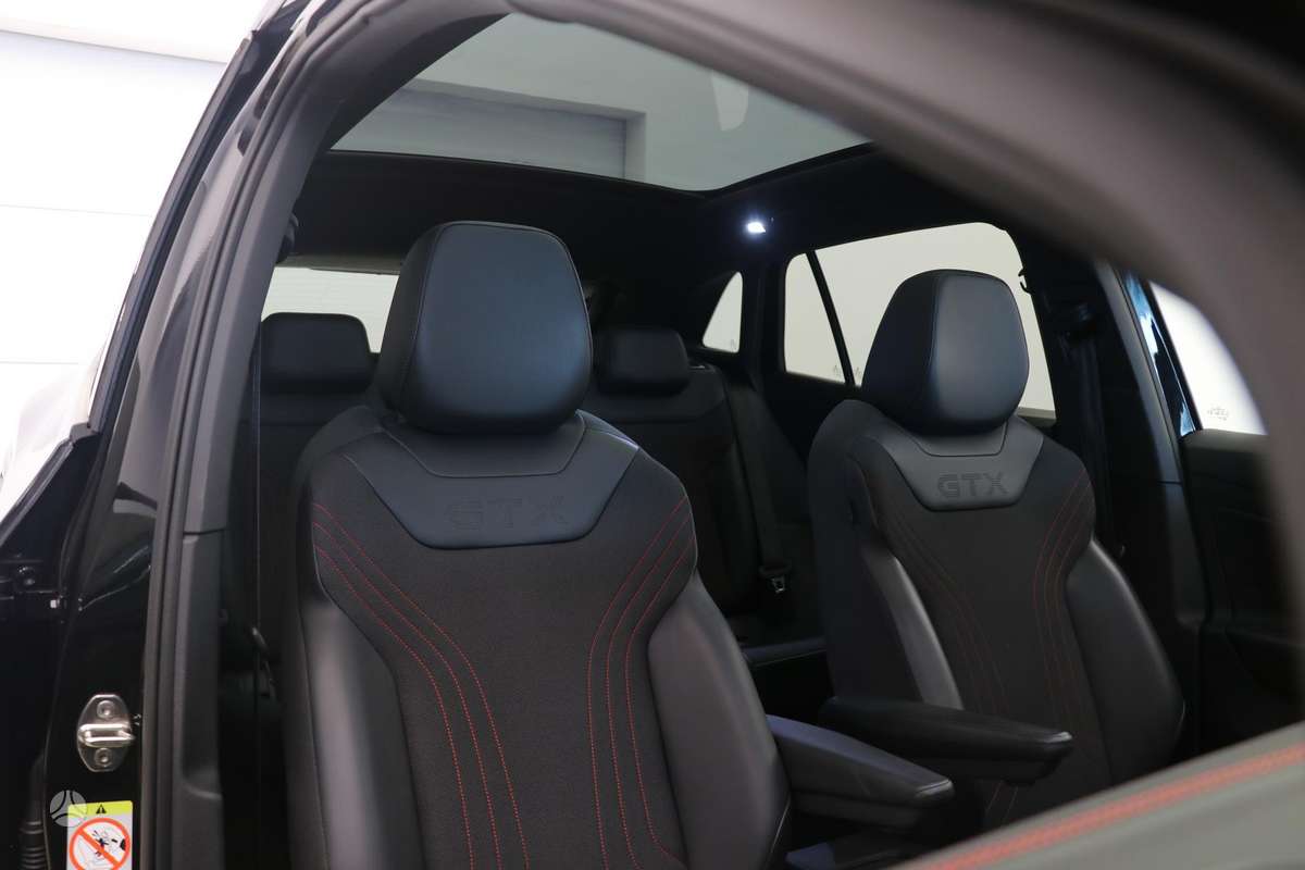 Volkswagen ID.4 - 12