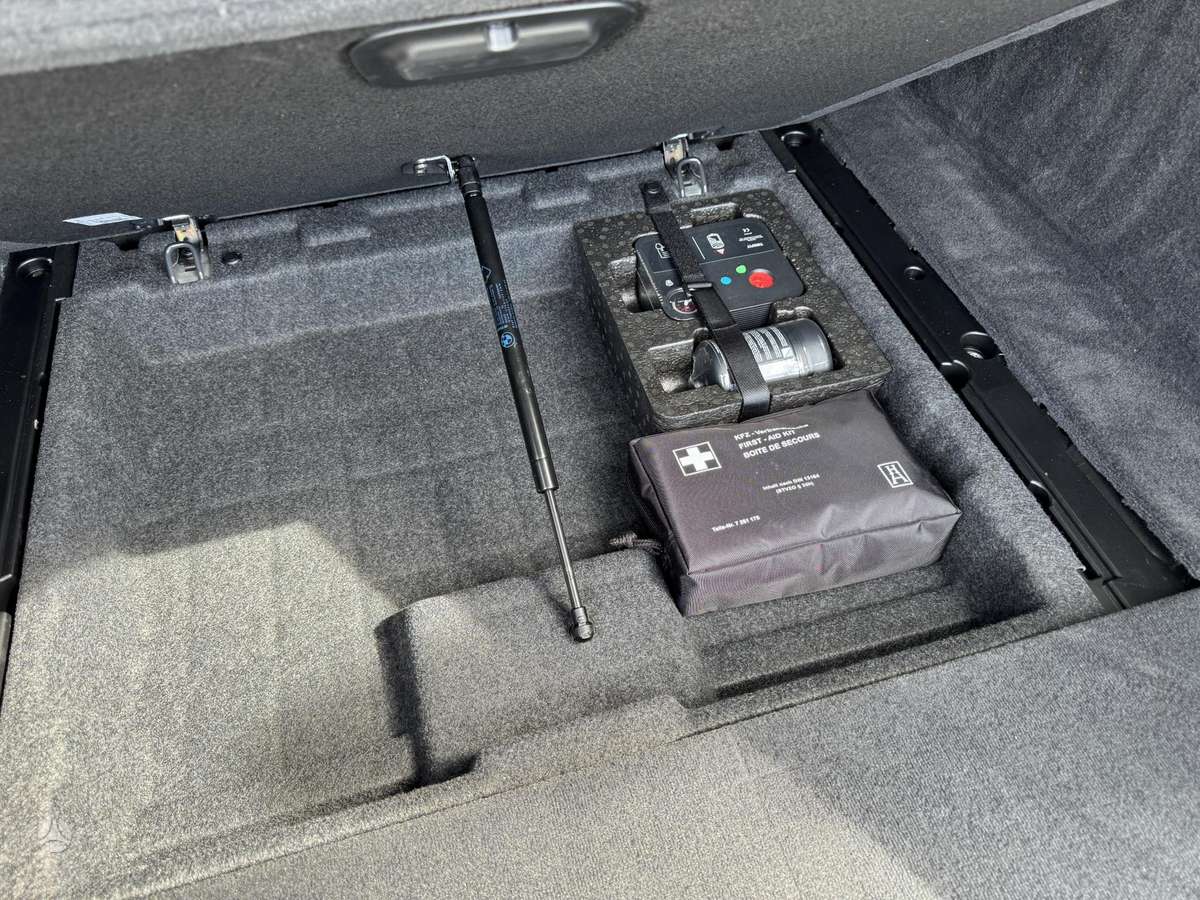 BMW 520, 2.0 l., Универсал