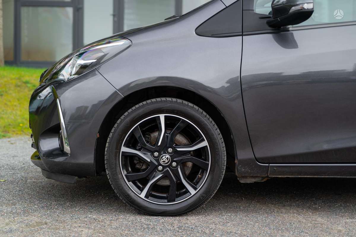 Toyota Yaris - 9